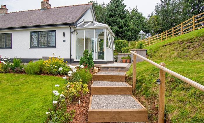 BracdyCottage_012